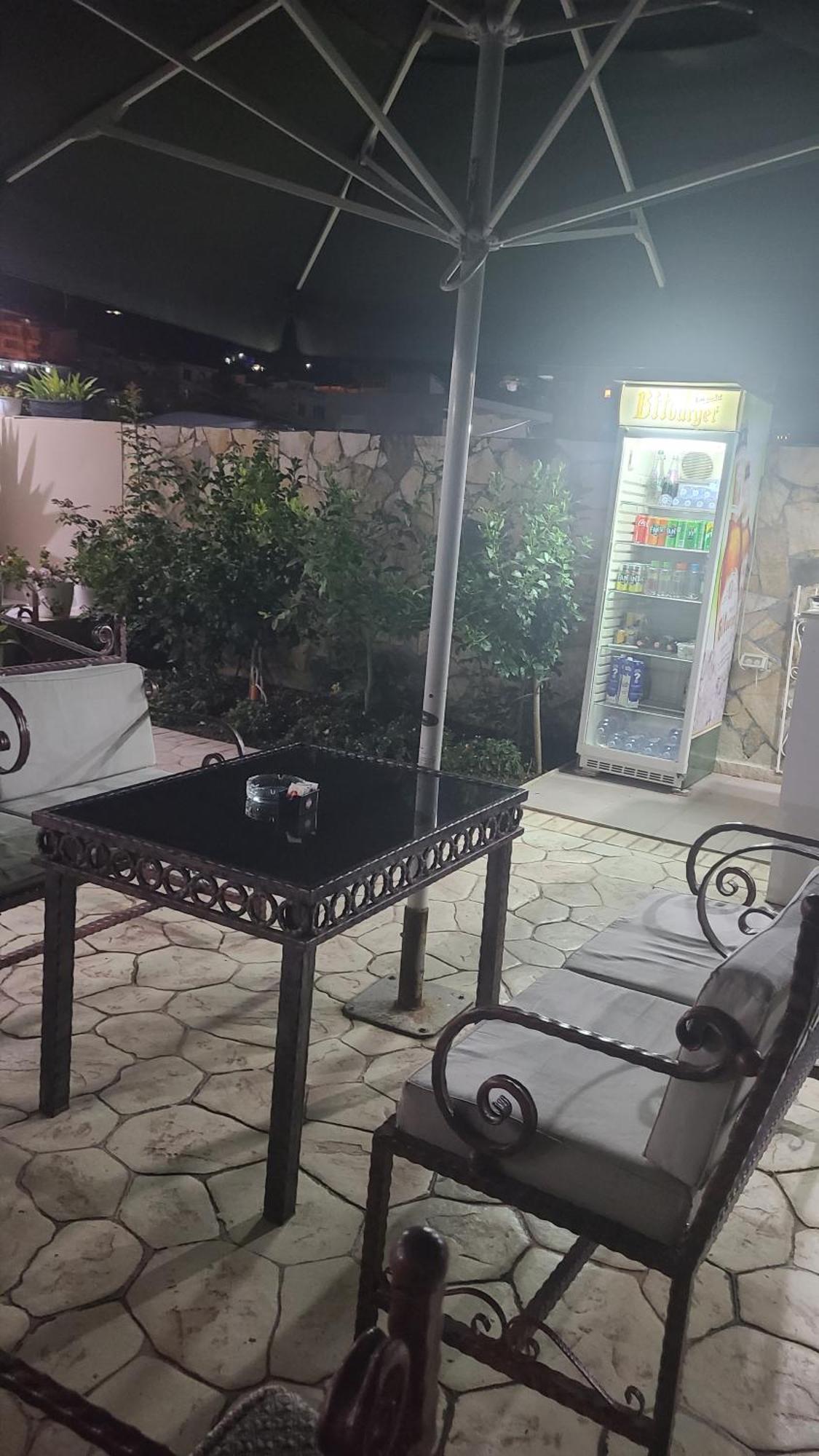 Hotel Noel Vlorë Exteriör bild